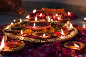 Due laboratori per il Diwali, la festa indiana delle luci