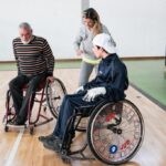 Persone disabili su carrozzina