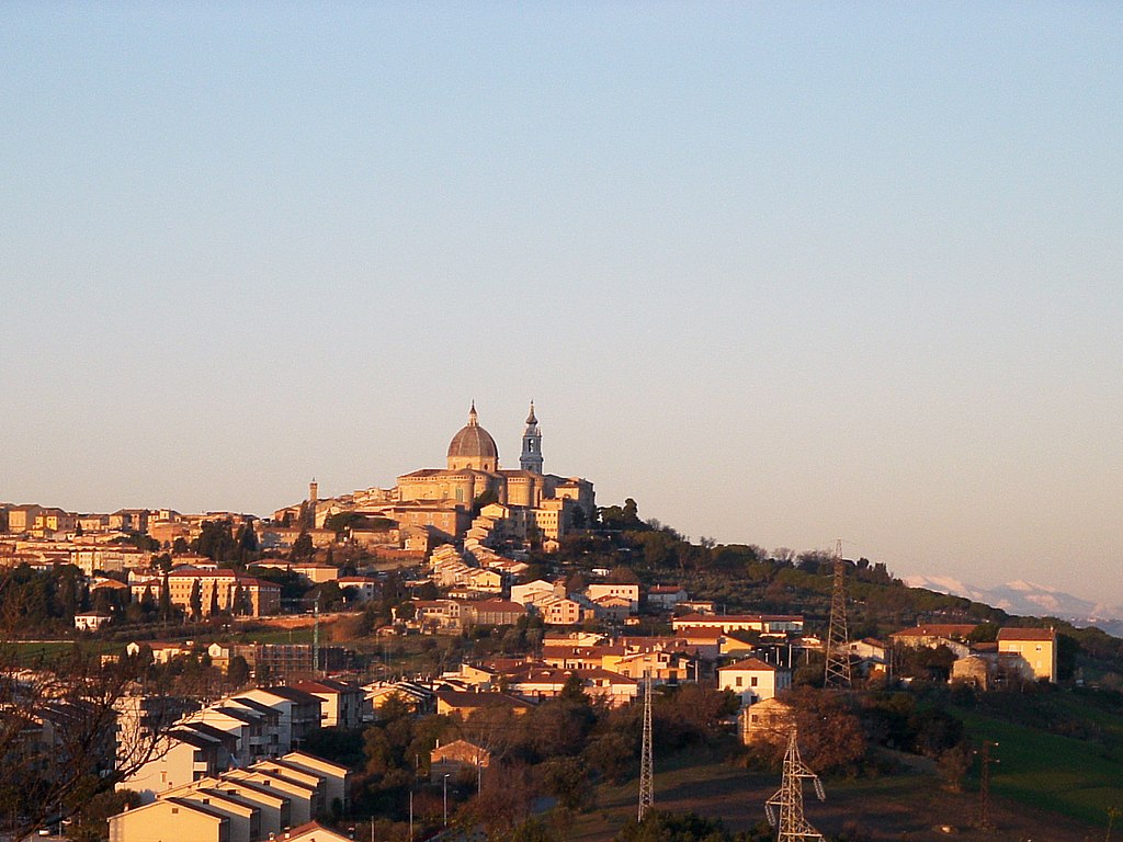 panoramica sulla città di Loreto