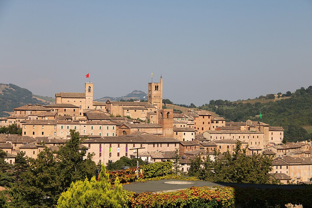 panorama del centro storico di Sarnano