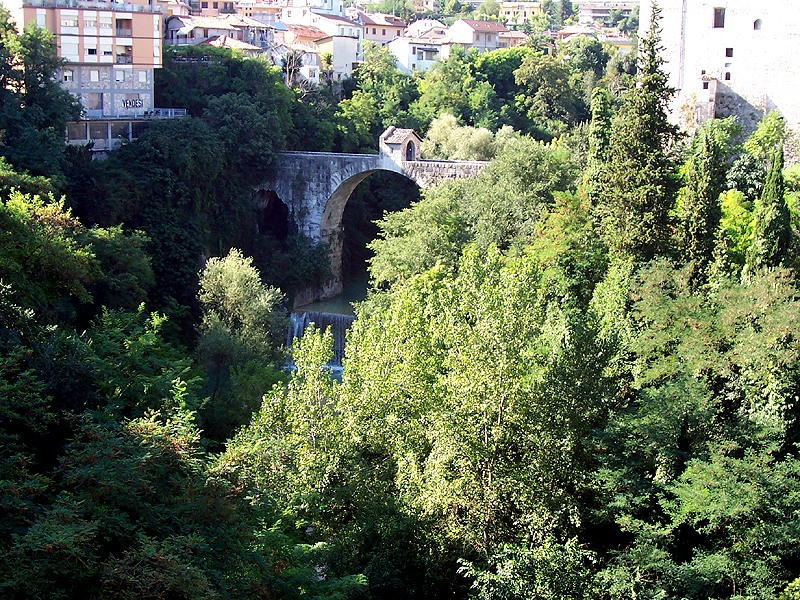 l'antico ponte Di Cecco ad Ascoli Piceno