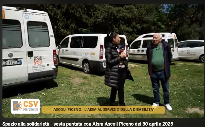 uomo e donna in un prato