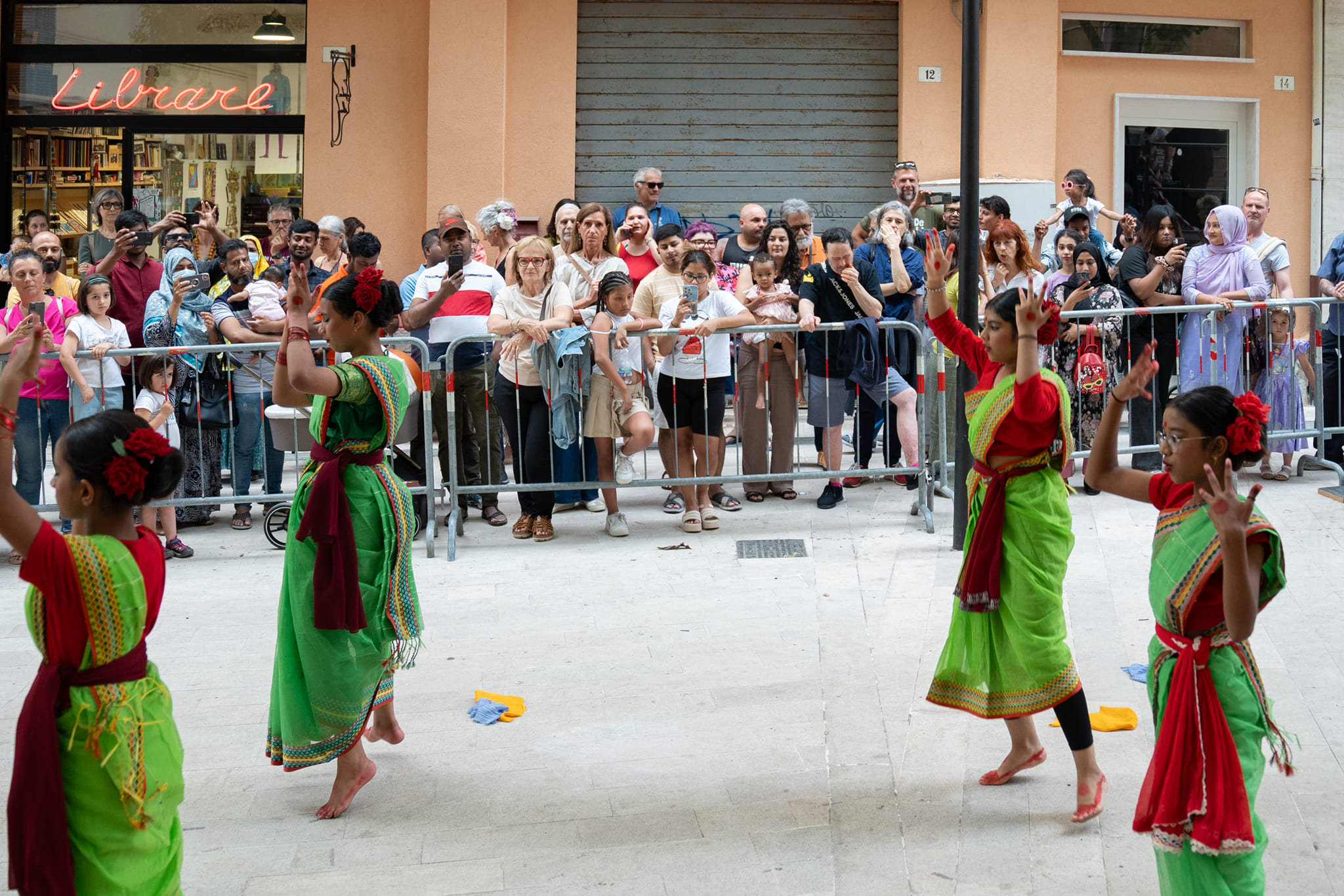 donne che ballano