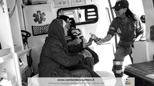 Una donna con bambino