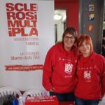 due giovani donne