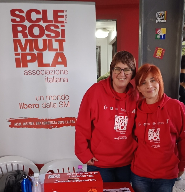 due giovani donne