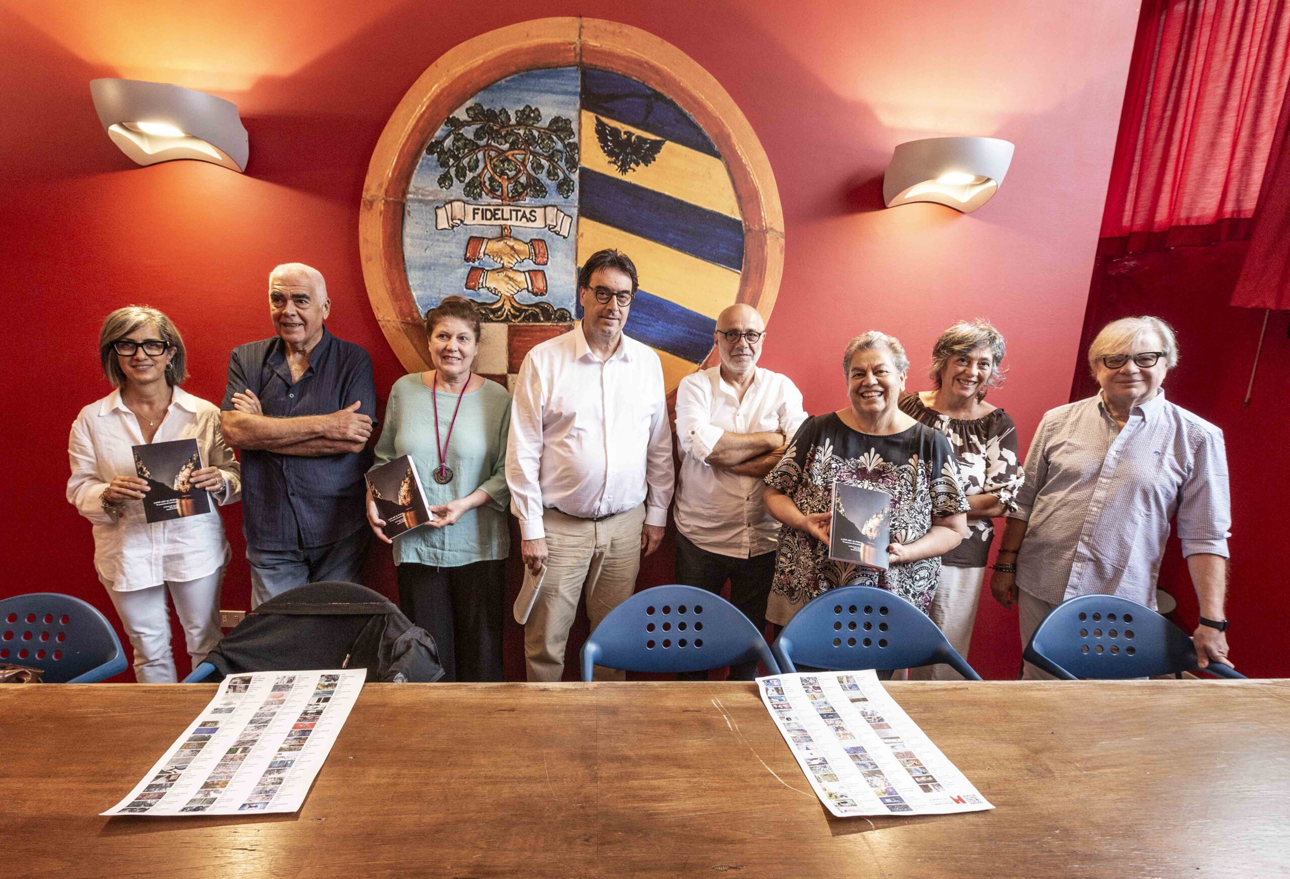 le 8 persone intervenute alla conf stampa di presentazione