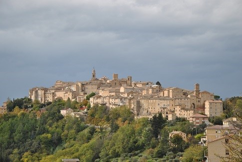 il borgo di Mogliano