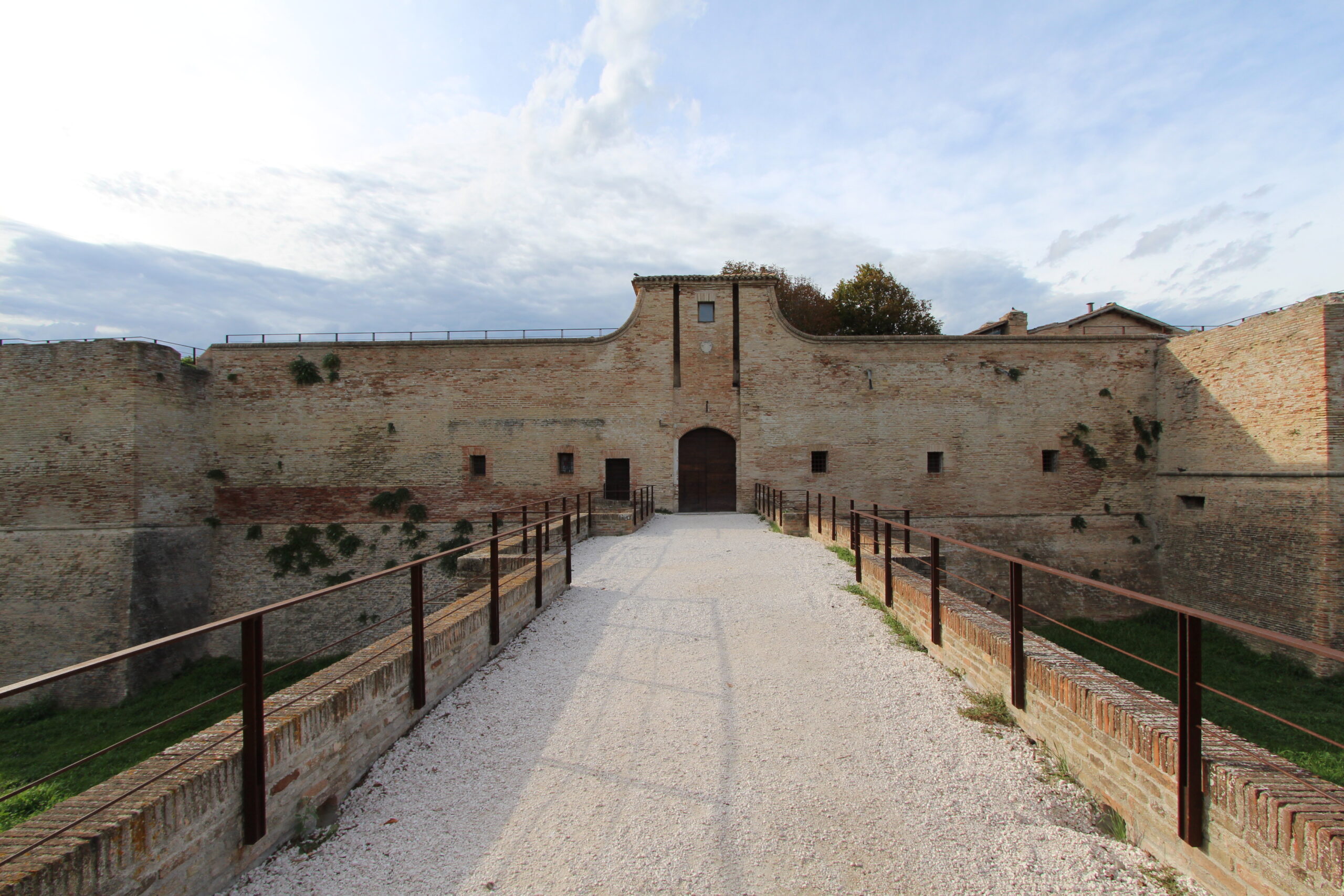 l'ingresso della Rocca Malatestiana a Fano (Pu)