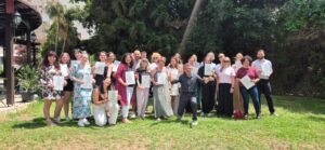 Goto di gruppo con tante persone
