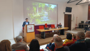 Edoardo Pistolesi al leggio durante il suo intervento