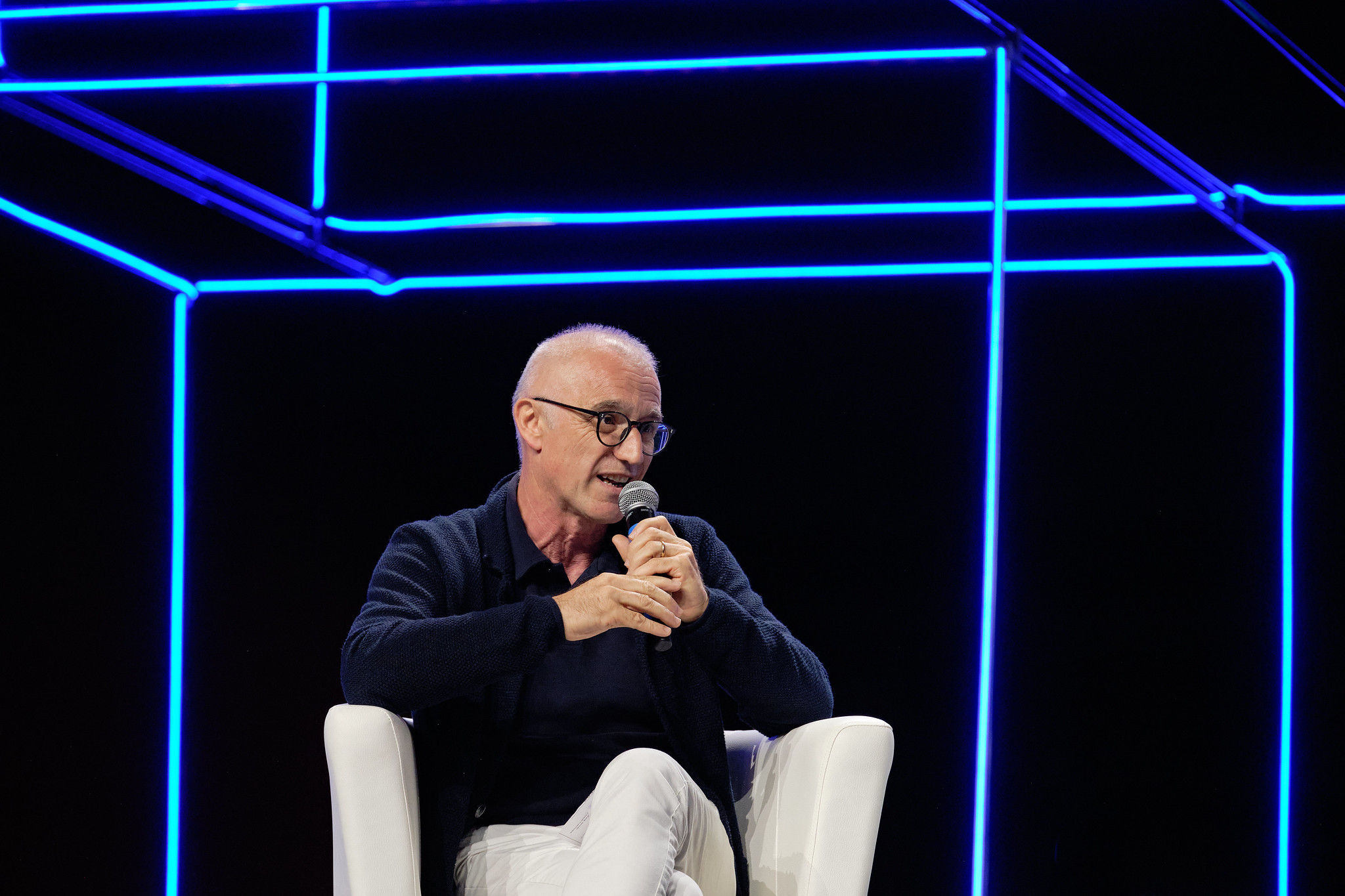 Luigino Quarchioni al microfono