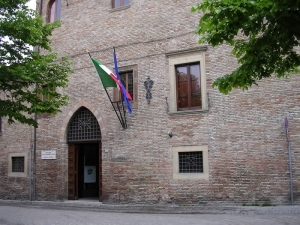 ingresso della Fondazione nel centro storico di Fano