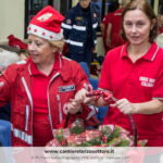 Donne ad un banchetto natalizio