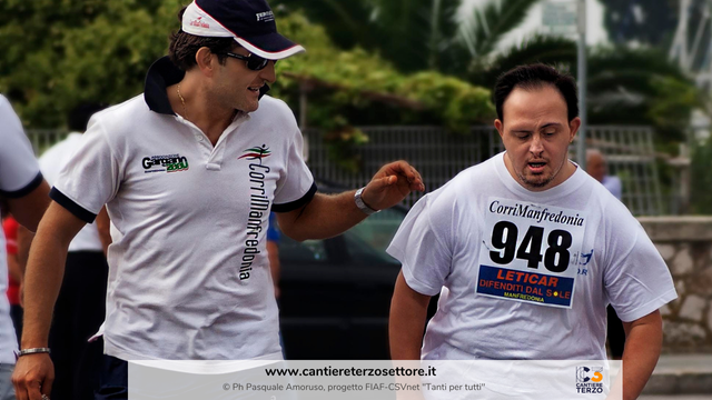 Due persone che corrono